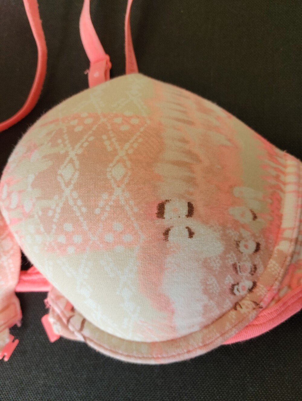 Victoria's Secret Front-Close Push-Up Bra - Picture 8 of 15